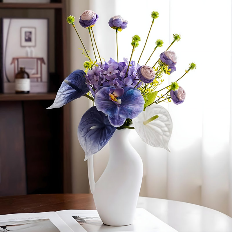 Ornements de fleurs simulées, Blanc