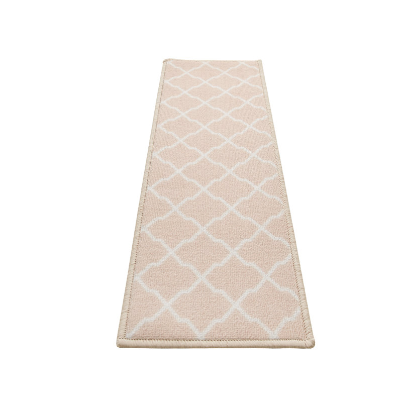 Tapis d'escalier intérieur antidérapant Tynlee, Rectangle 9 po x 2 pi 4 po, Light Brown