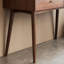 Commode en bois de noyer noir