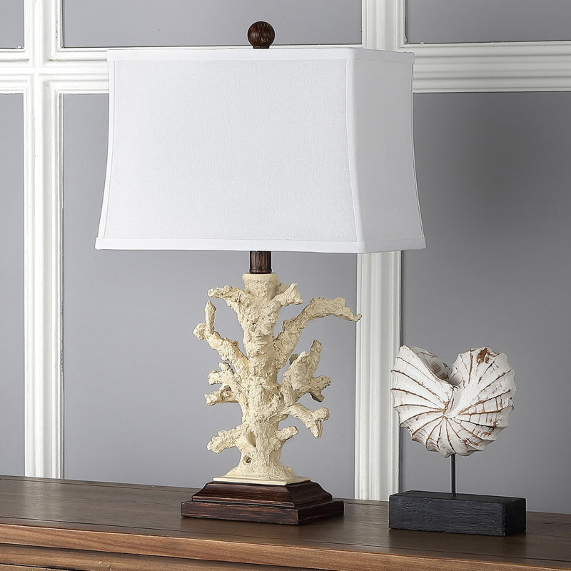 Urbanna Resin Lamp