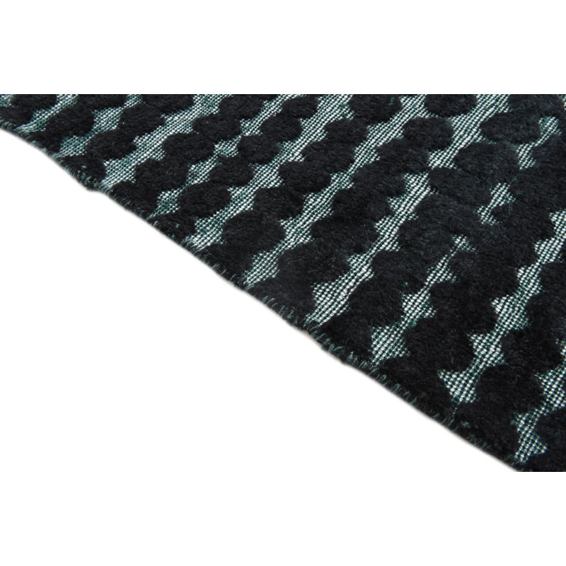 Tapis noir 7 x 10 Pham