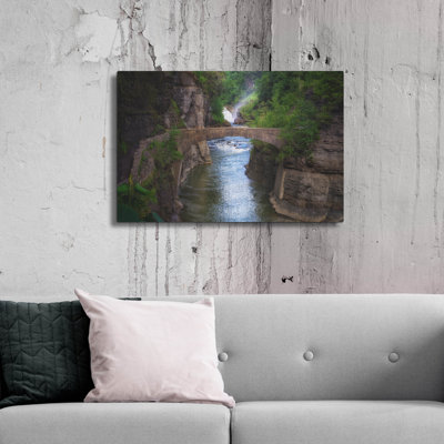 «Stone Bridge Over The Genesee» par Rick Berk, art mural en métal
