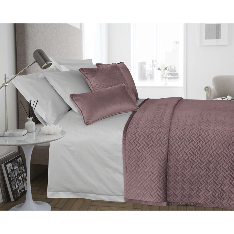Ariel Polyester Solid Colour Quilt, Blush