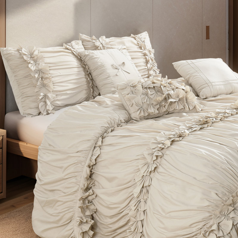 Farmhouse / Country Polyester Comforter, King Comforter + 6 Additional Pieces, Camel