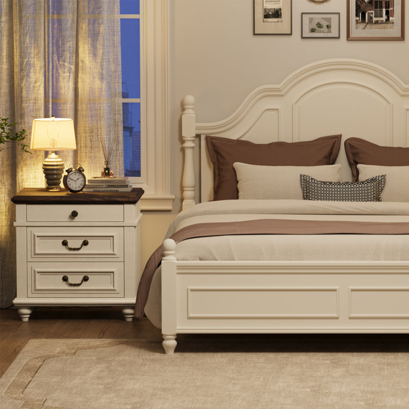 21-Inch Modern Farmhouse Nightstand with 3 Drawers & Geometric Carvings, Blanc / Brun