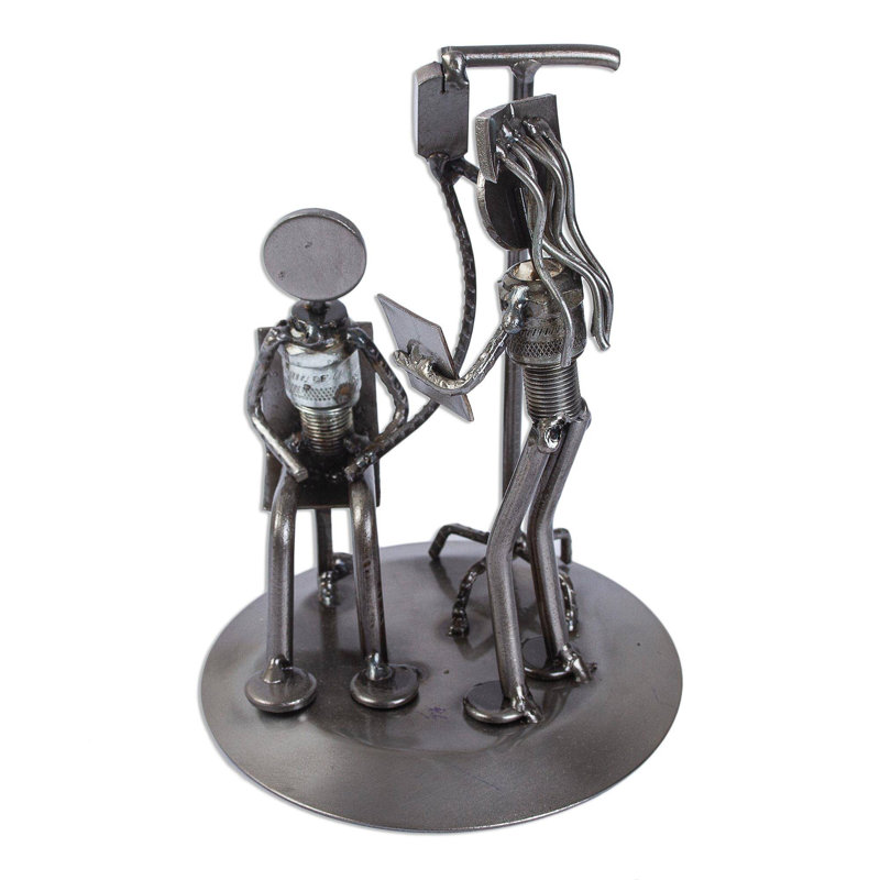 Manolla People Figurines & Sculptures