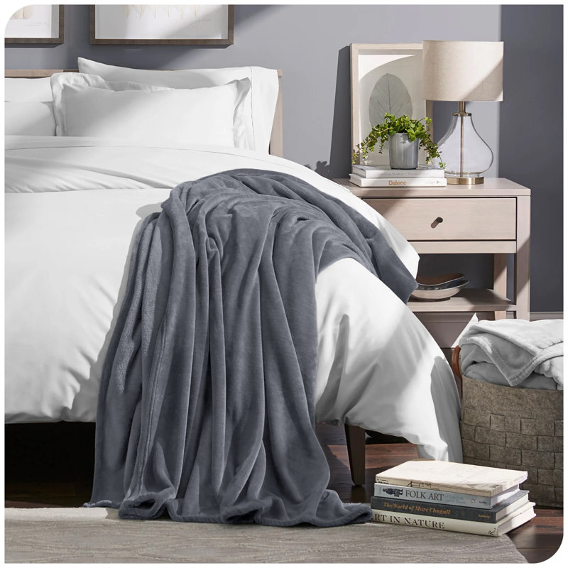 Lacey-Louise 100% Polyester Soft Reversible Mink Faux Plush Fur Fleece Throw/ Blanket, W200 x L240cm, Grey