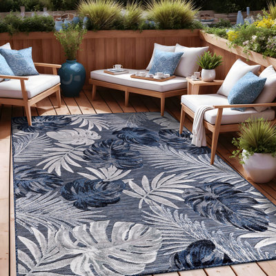 Tapis floral tissé à la machine