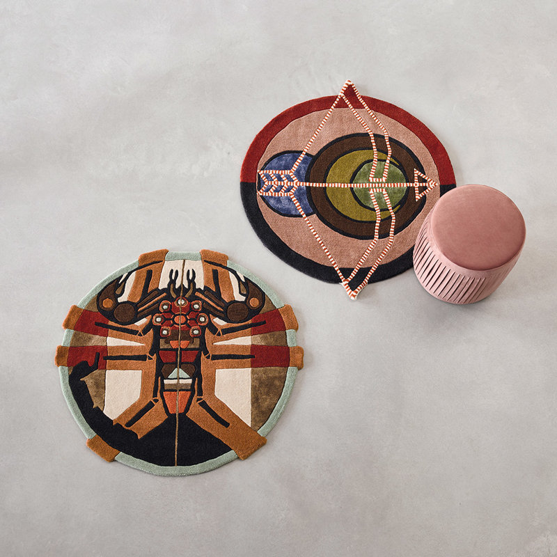Abstract Area Rug in Orange/Red/Black/White, Round 3'3"