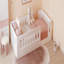 Lit plateforme simple en bois avec garde-corps, blanc-575322836-575322835