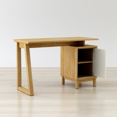 Sahiyah Writing Desk