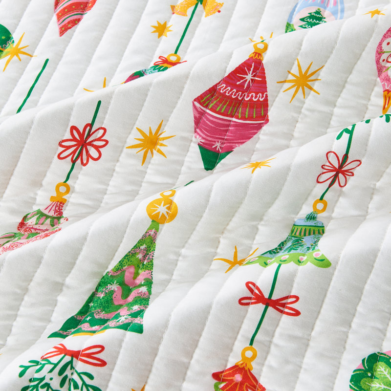 Vibrant & Cheerful Christmas Quilt Set, California King Quilt  + 2 King Shams, Twinkling Ornaments