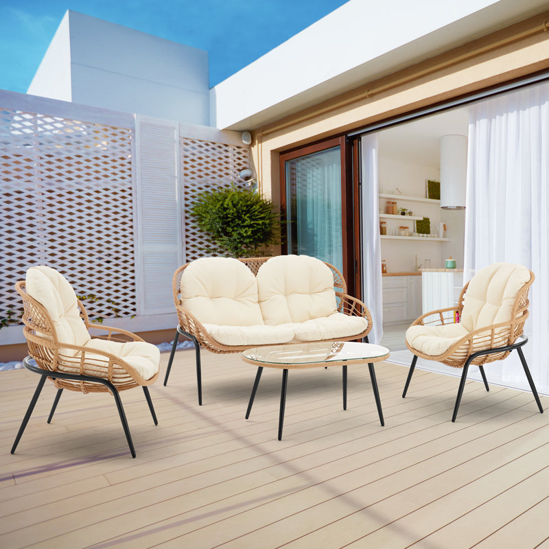 Ensemble de conversation de patio pour 4 personnes en pin avec coussins en polyester et table basse crème, Crème, crème
