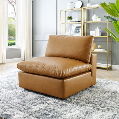 Chaise sans accoudoirs rembourrée en cuir Vegan