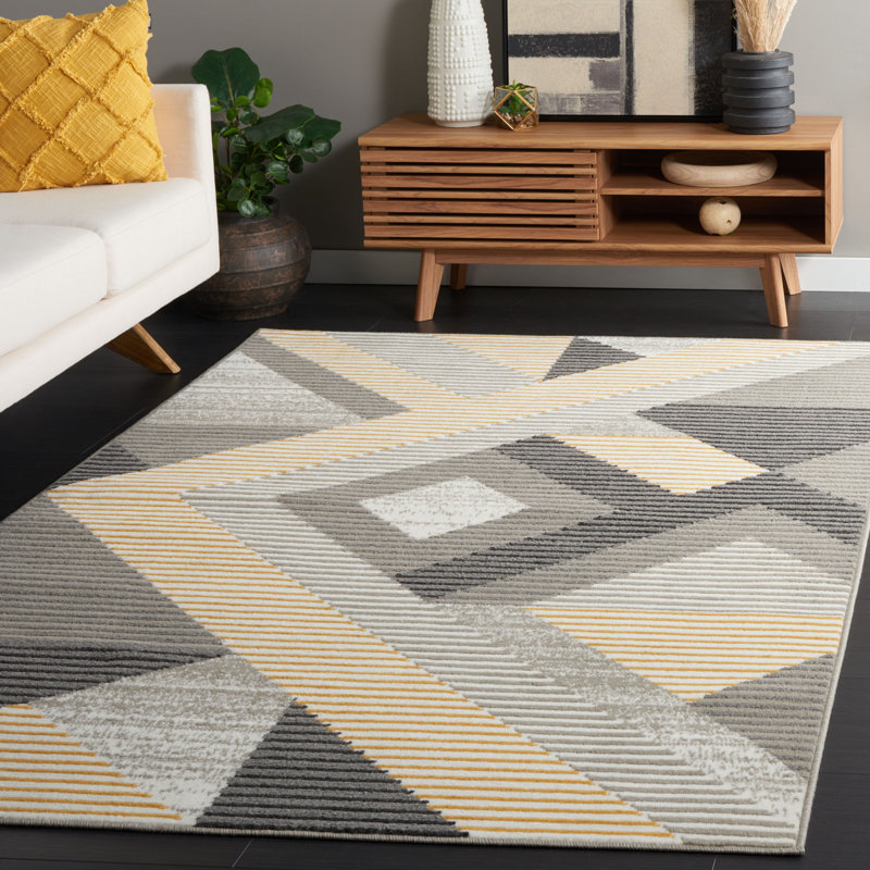Tapis géométrique beige en polypropylène tissé à la machine Hergen, Rectangle 5 pi 3 po x 7 pi 8 po