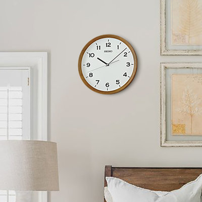 QXA853BLH Classic Modern Clock, Brown