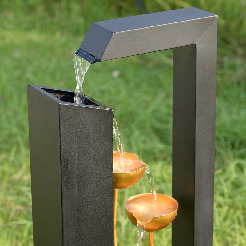 Outdoor Metal Fountain, Black