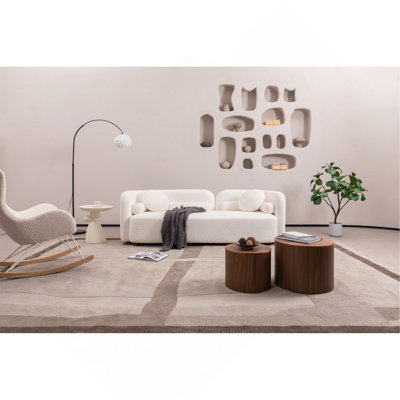 Divan moderne de luxe pour le salon, canapé confortable rembourré en molleton beige pour le bureau à domicile