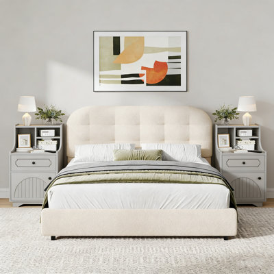 Ensemble de lit plateforme et de table de chevet avec tablettes Boucle
