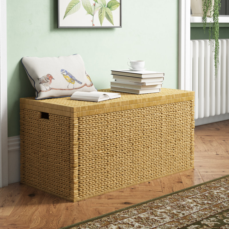 Street Blanket Chest