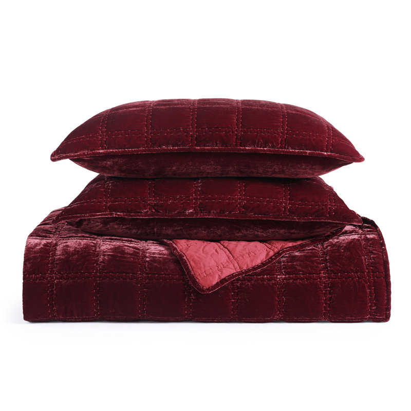 Ensemble de courtepointe Stella, Courtepointe pour très grand lit + 2 taies d'orei, Rouge