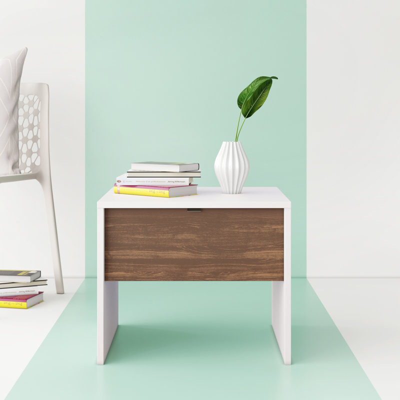 Keiffer 19.75'' W Nightstand, White/Walnut
