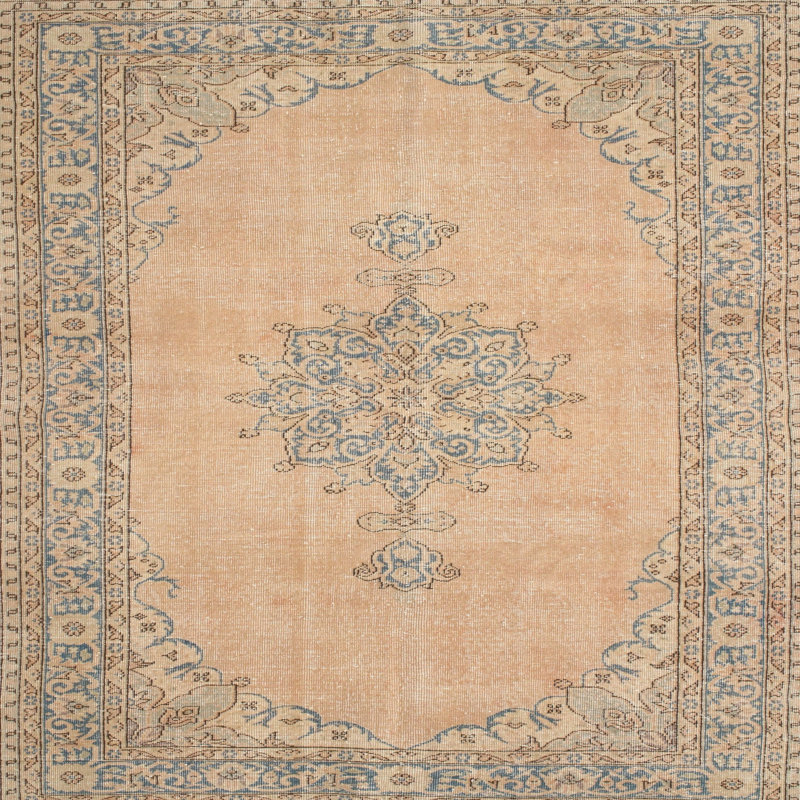 Oriental Indoor Rug, Round 5'