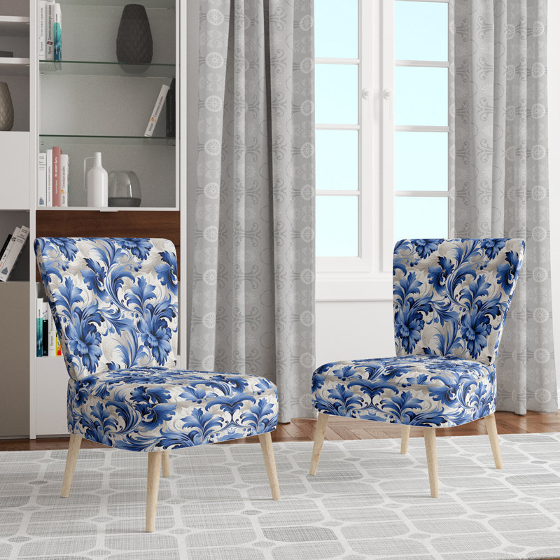 Chaise d'appoint rembourrée Cottage A, Motif victorien de tourbillons ornementaux bleu de