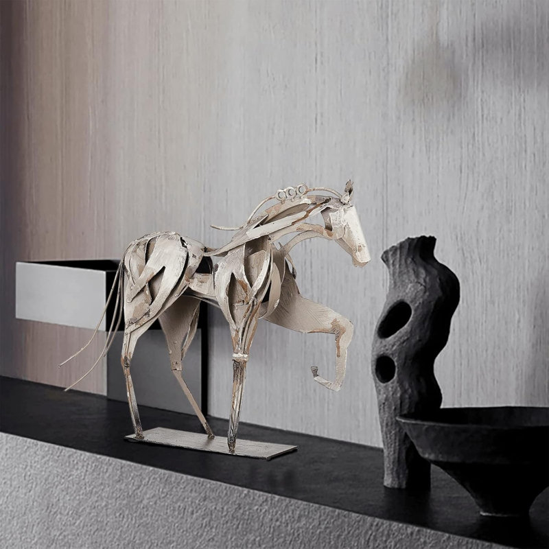 Statue de cheval en métal, sculpture artisanale moderne faite à la main, cadeau de décorations de statue en métal rustique pour bureau à domicile 