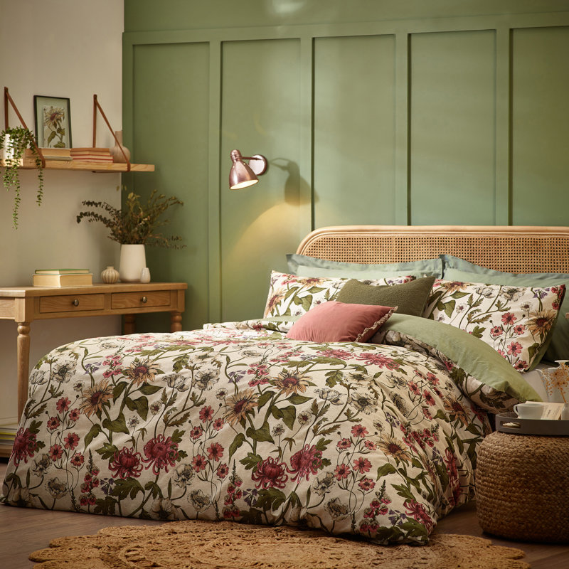 Wallflower Polyester Floral Duvet Cover Set with Pillowcases Included, Kingsize - 2 Standard Pillowcases