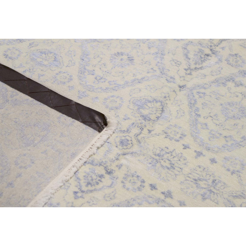 Tapis ivoire et gris noué à la main de haute qualité