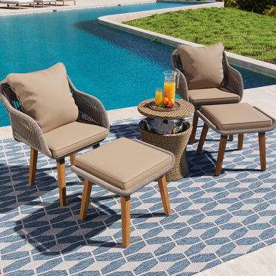 5 meubles de patio Aldora en brun - table de bar fraîche et repose-pieds transforment votre vie extérieure en un havre de paix confortable, un porche, un balcon, une piscine 5 pièces avec et pour le jardin,