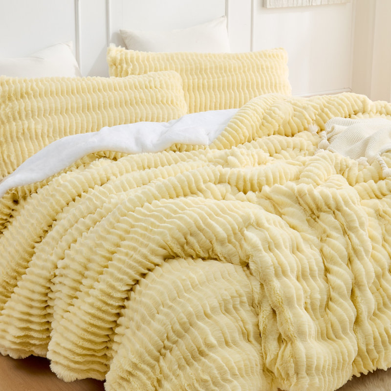 Ensemble d'édredon en microfibre / polyester Coma, Jaune, Édredon pour très grand lit + 2 taies décorativ