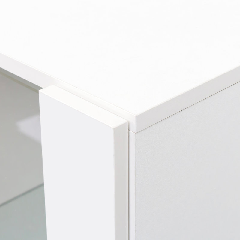 Espace de rangement avec tablettes en aluminium et tablettes en verre pour un bureau pratique