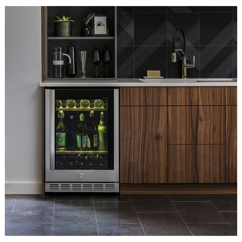 155 Can 24" Convertible Beverage Refrigerator