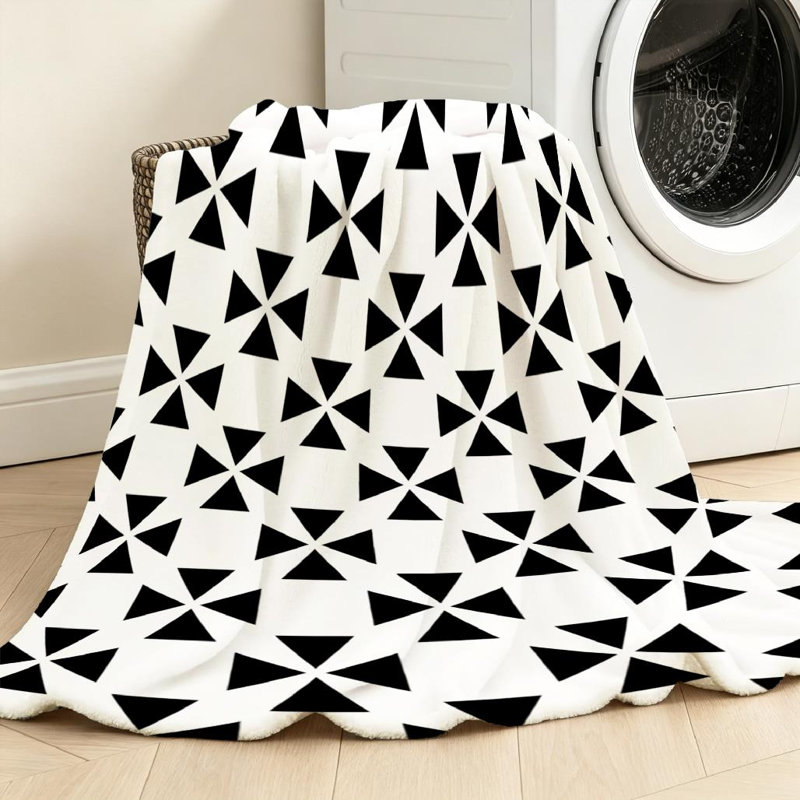 Jeté en molleton doré ultra doux en flanelle, carrelage avec imprimé simple face noir et blanc, Jeté 50 po x 60 po