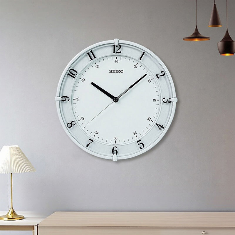 Light Gray Round Wall Clock for  Living Room