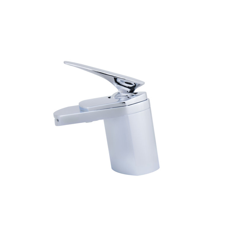 Single-Hole Single-handle Bathroom Faucet, Chrome