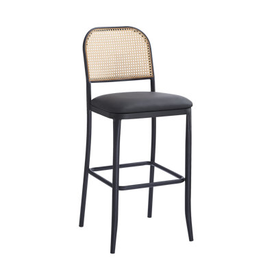 Tabouret de bar d'intérieur en métal noir avec dossier en polyester tissé et siège en vinyle noir.