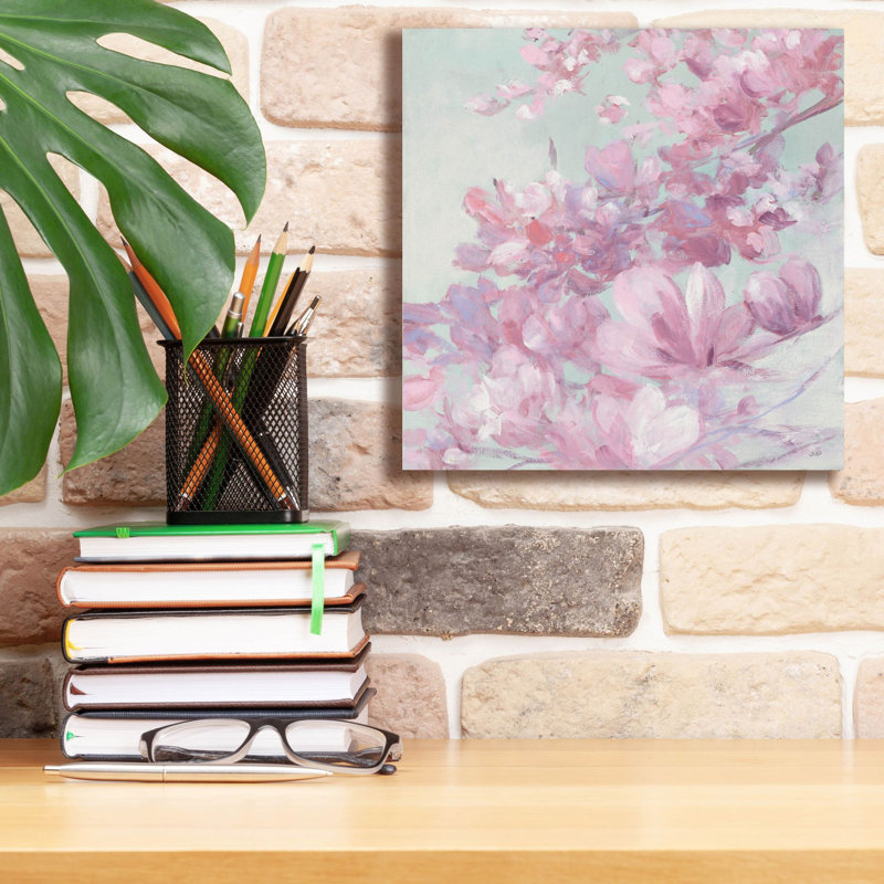 «Spring Magnolia 2» par Julia Purinton, art mural sur toile, H 12 po x l 12 po x P 0,75 po
