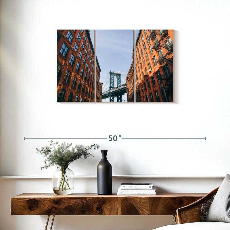 Lilie Manhattan Bridge Street Scenery, 20" H x 33" W