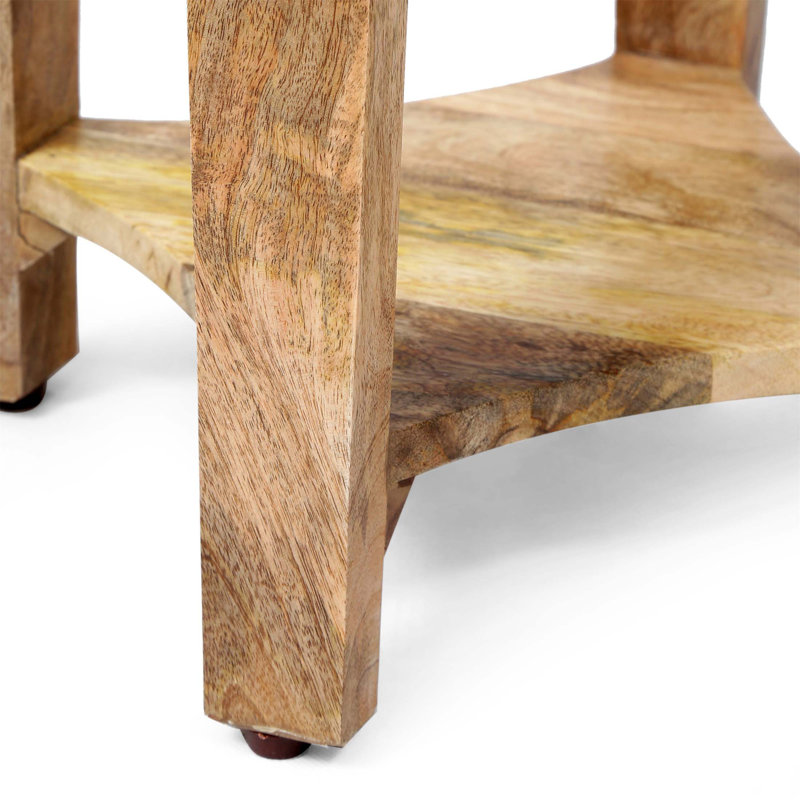Table d'appoint en bois de manguier fabriquée à la main avec un design concave, parfaite pour un décor bohème et polyvalente dans n'importe quelle pièce.