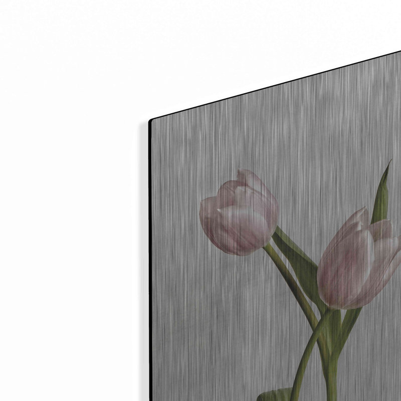 «Light Tulips IV» par Debra Van Swearingen, H 24 po x l 16 po
