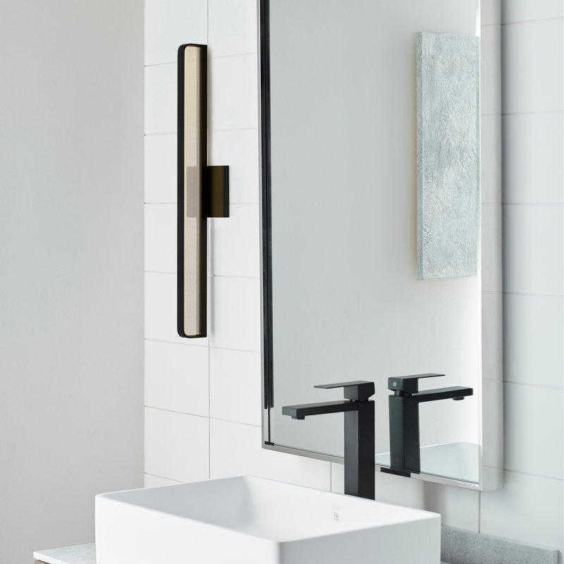 Banda 1 - Light LED Bath Bar, Natural Brass