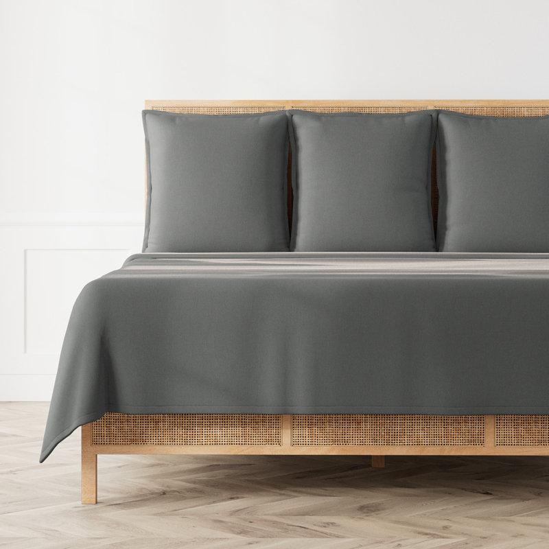 Neo Matelasse Coverlet, King Coverlet + 3 Euro Shams