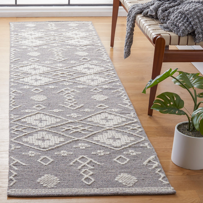 Tapis gris / ivoire Holtby Southwestern, Tapis de couloir 2 pi 3 po x 9 pi