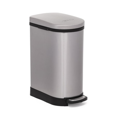 Step On Waste Basket - 2.6 Gallons