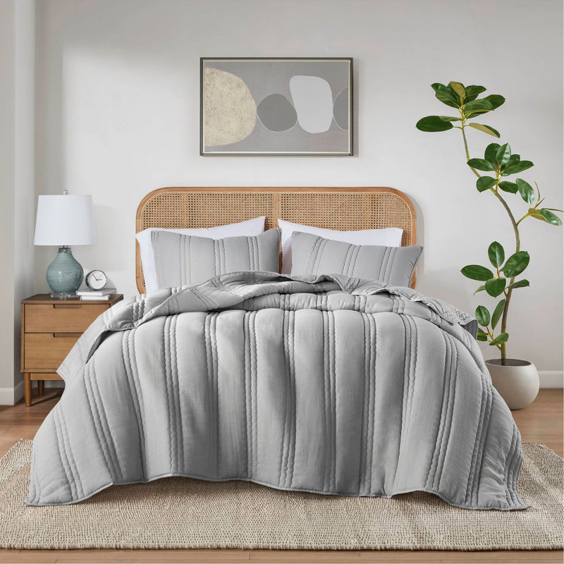 3 PCS  Poly Gauze Quilt Set
