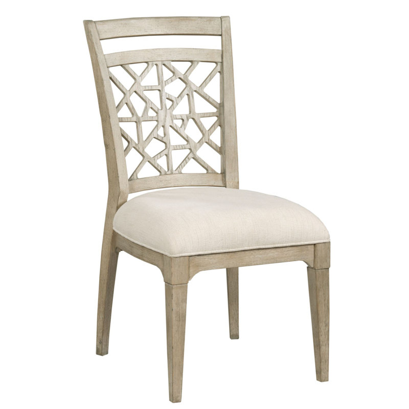 Chaise d'appoint rembourrée de couleur huître Dealmeida