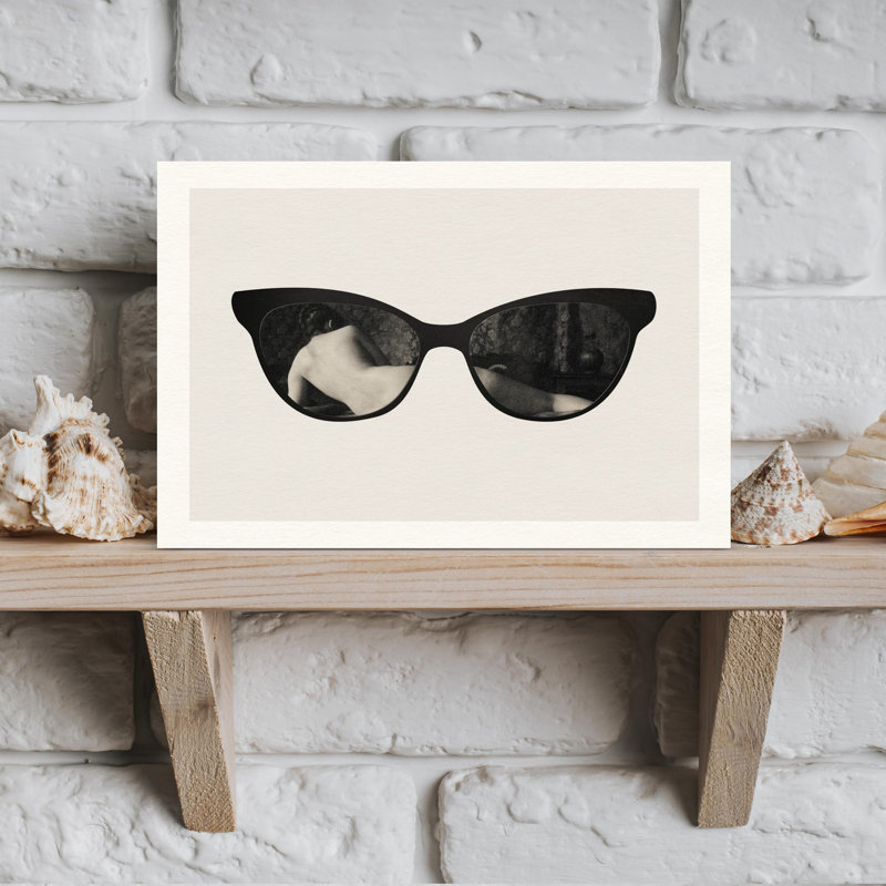 Intimate Cat-Eye Reflection Classic Elegant Retro Wall Art Print 1 Piece Wrapped Canvas Wall Art, 30.48cm H x 45.72cm W